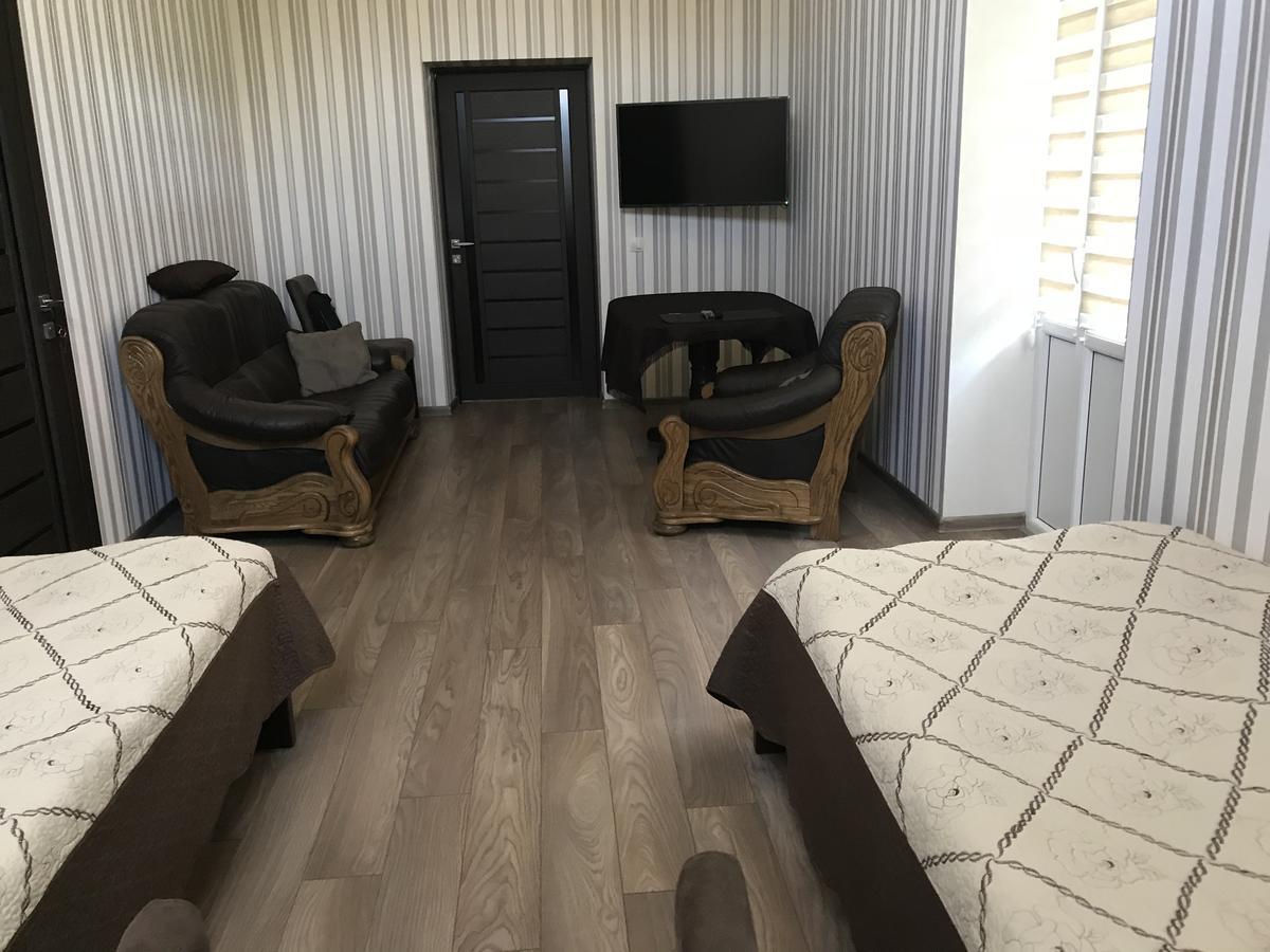 Elitne Zhitlo Apartment Kolomyia Luaran gambar