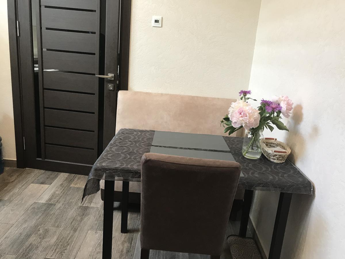 Elitne Zhitlo Apartment Kolomyia Luaran gambar